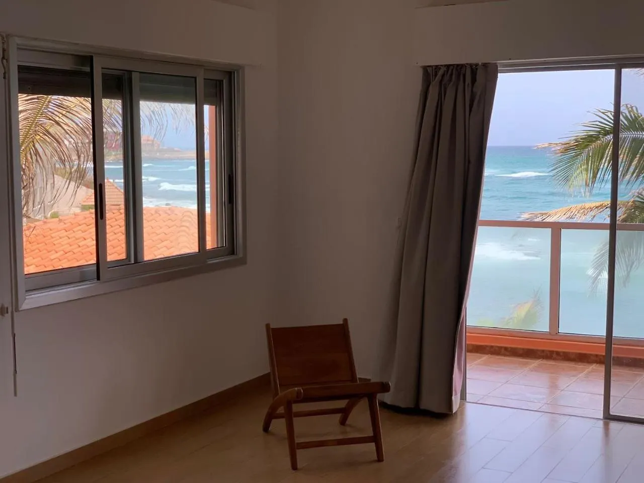 Villa Pieds Dans L'Eau Dakar Yoff