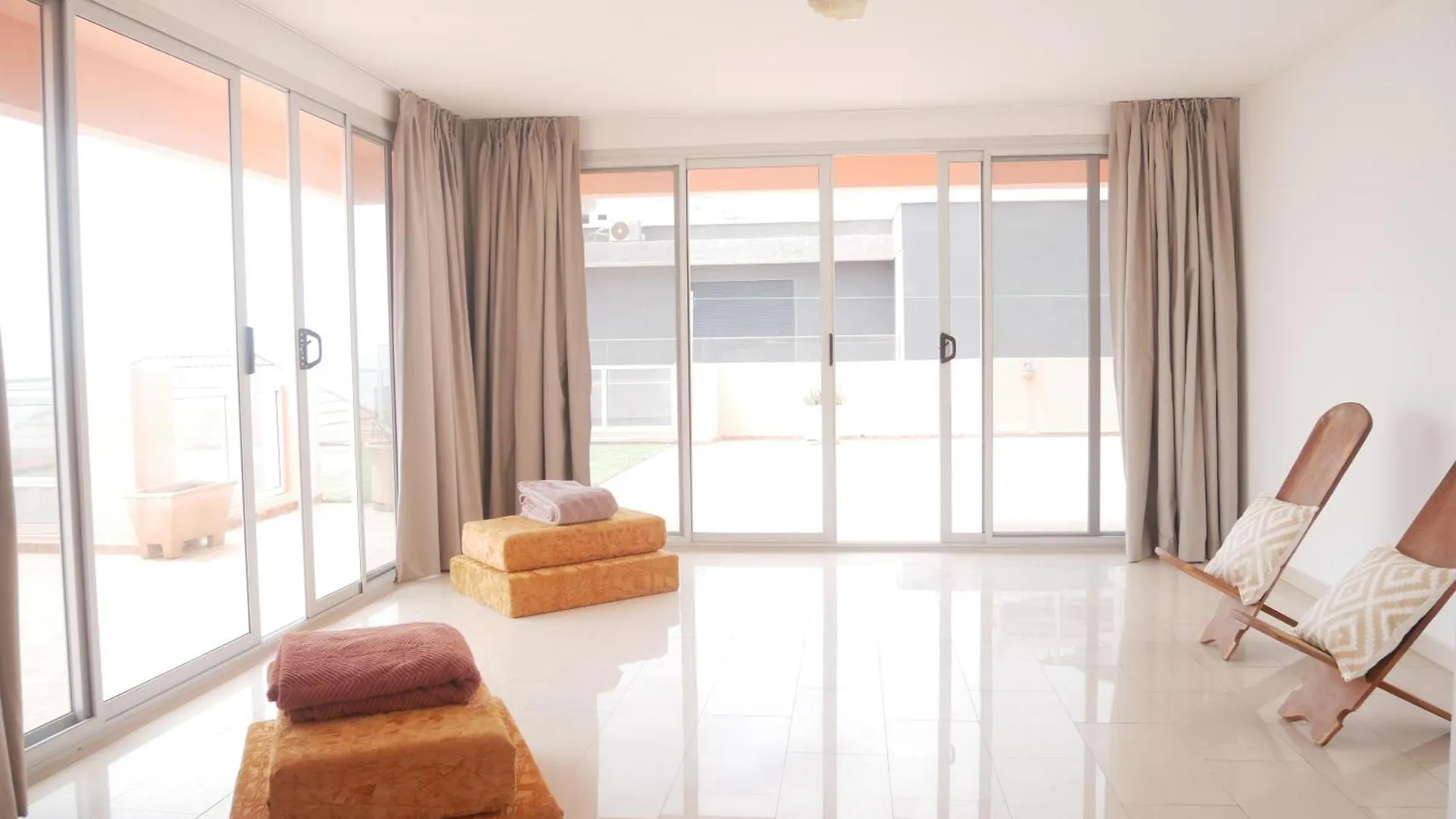 Villa Pieds Dans L'Eau Dakar Yoff 0*,