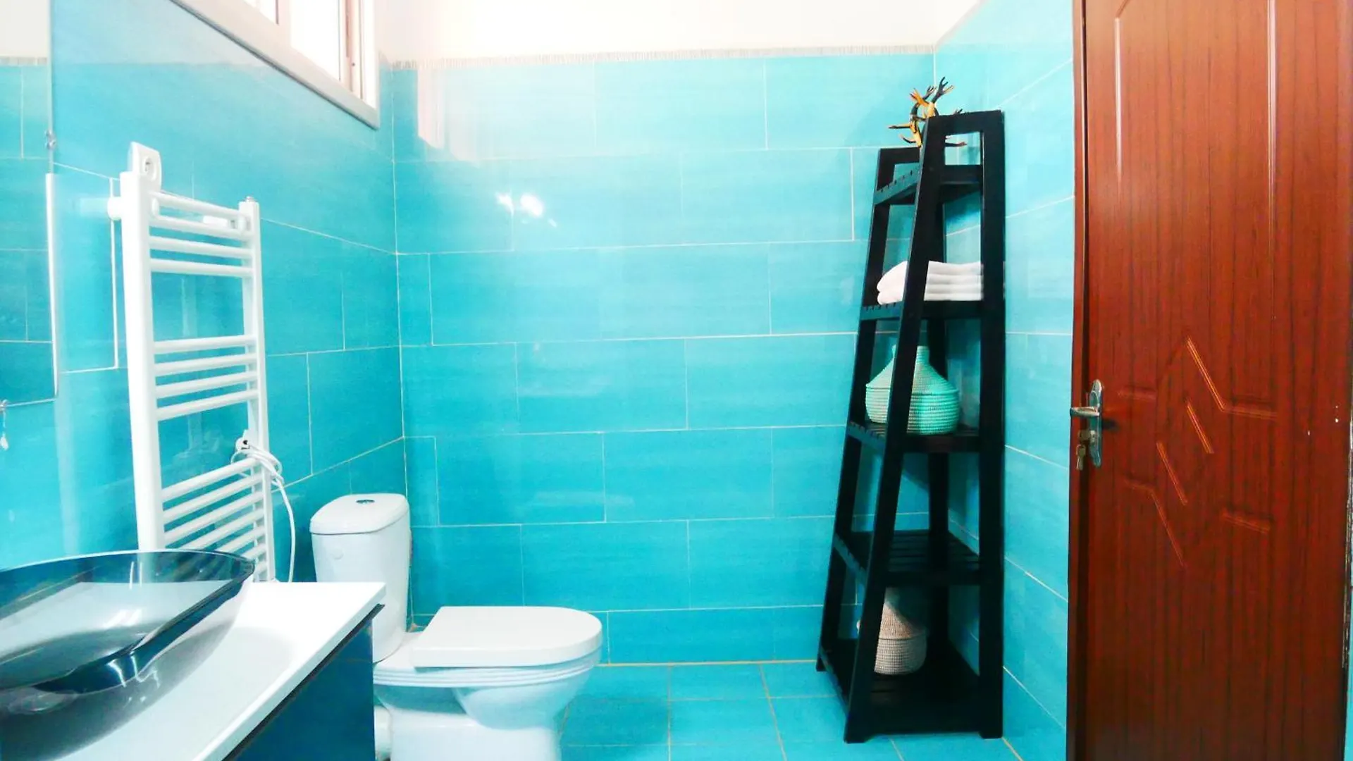 Villa Pieds Dans L'Eau Dakar Yoff 塞内加尔