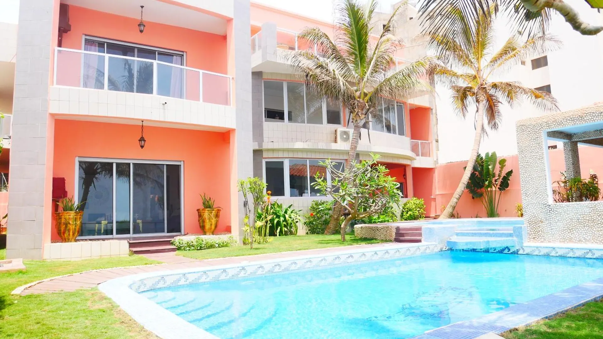 Villa Pieds Dans L'Eau Dakar Yoff