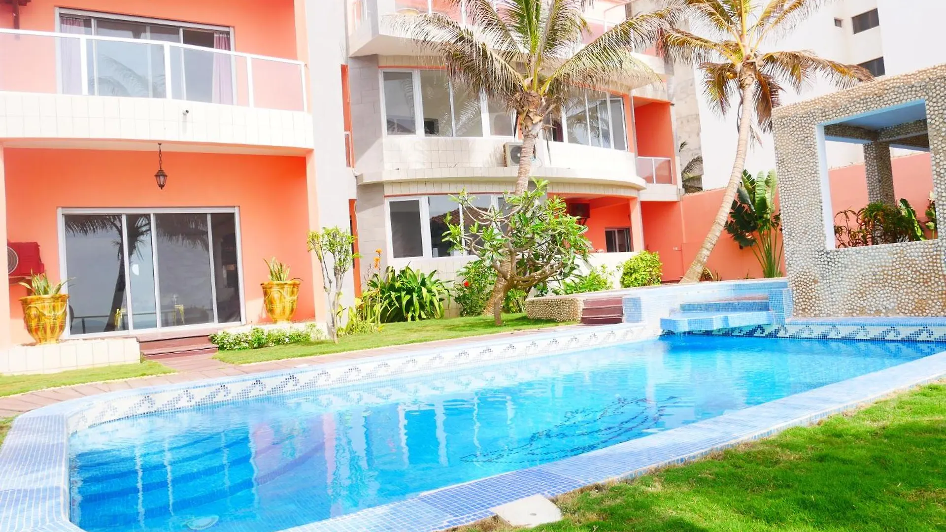 Villa Pieds Dans L'Eau Dakar Yoff